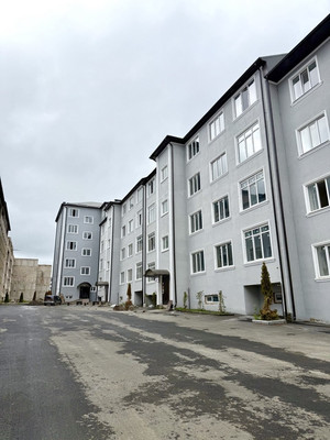 Продам двухкомнатную (2-комн.) квартиру, Солнечная ул, 10к3, Нальчик г