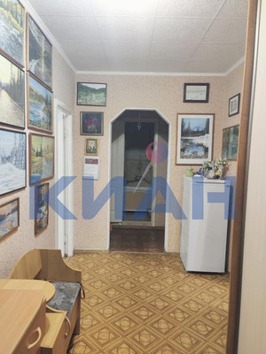 Продам трехкомнатную (3-комн.) квартиру, Водопьянова ул, 9, Красноярск г