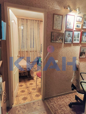 Продам трехкомнатную (3-комн.) квартиру, Водопьянова ул, 9, Красноярск г