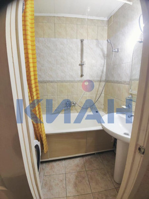 Продам трехкомнатную (3-комн.) квартиру, Водопьянова ул, 9, Красноярск г