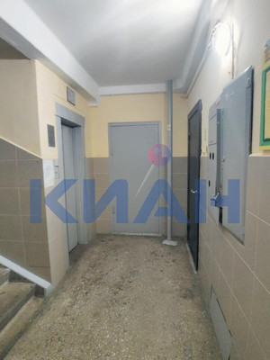 Продам трехкомнатную (3-комн.) квартиру, Водопьянова ул, 9, Красноярск г