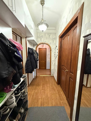 Продам трехкомнатную (3-комн.) квартиру, ВУГИ п, 9, Люберцы г