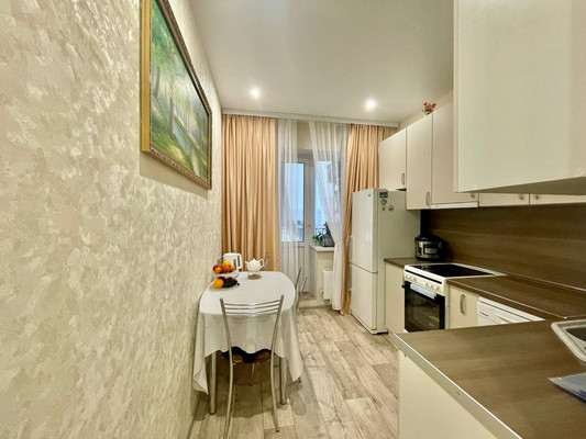 Продам двухкомнатную (2-комн.) квартиру, Молодежная ул, 25/1, Куюки д