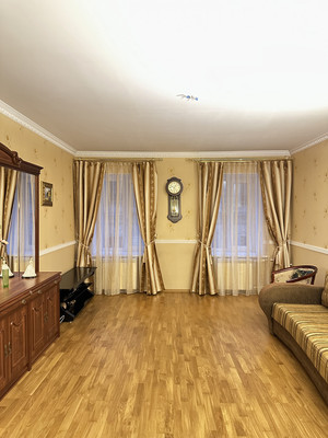 Сдам трехкомнатную (3-комн.) квартиру, Щербаков пер, 2/58, Санкт-Петербург г