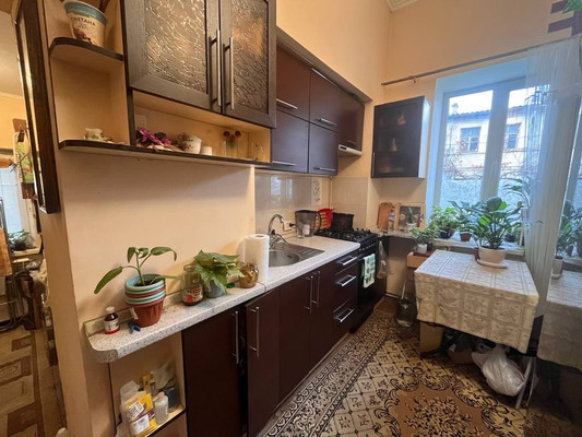 Продам однокомнатную (1-комн.) квартиру, Ефремова ул, 16к2, Симферополь г