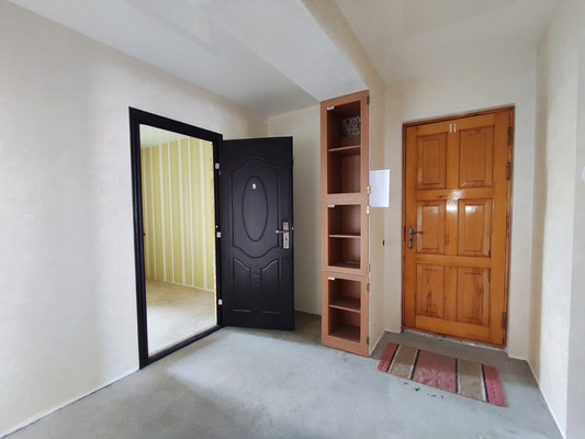 Продам трехкомнатную (3-комн.) квартиру, Марка Донского ул, 23, Симферополь г