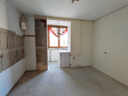 Продам трехкомнатную (3-комн.) квартиру, Марка Донского ул, 23, Симферополь г