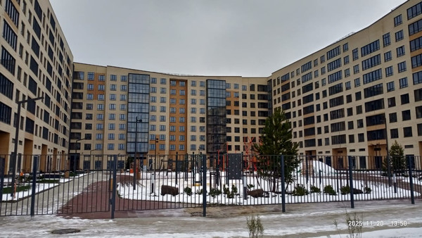 Продам двухкомнатную (2-комн.) , Парадная ул, 3, Новоселье гп