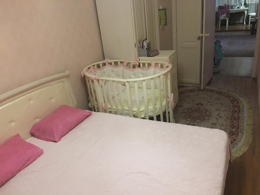 Продам двухкомнатную (2-комн.) квартиру, Агасиева ул, 23, Махачкала г