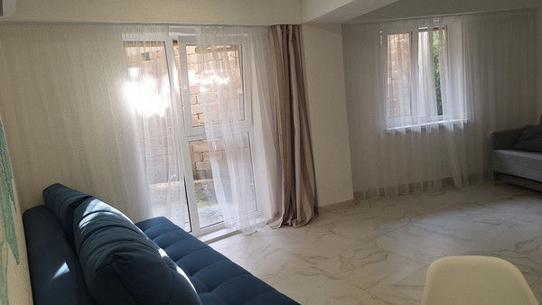 Продам однокомнатную (1-комн.) квартиру, Крымская (Центральный р-н) ул, 67/1, Сочи г