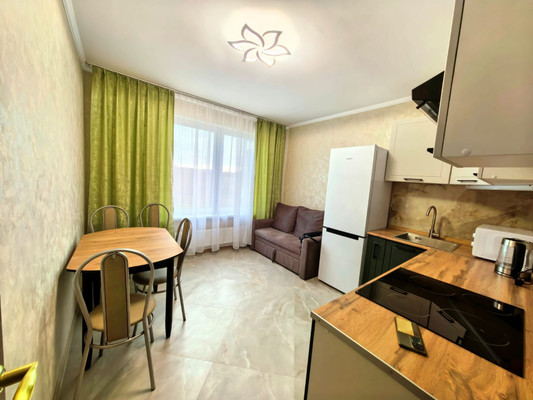 Продам однокомнатную (1-комн.) квартиру, Центральный (Купелинка мкр) кв-л, 7, Сапроново д