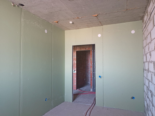 Продам двухкомнатную (2-комн.) квартиру, М.Горького ул, 111к1, Батайск г