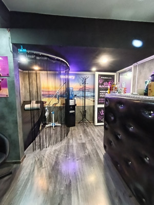 Продам салон красоты 19,2 м2, им. Байбакова Н.К. ул, 6, Краснодар г