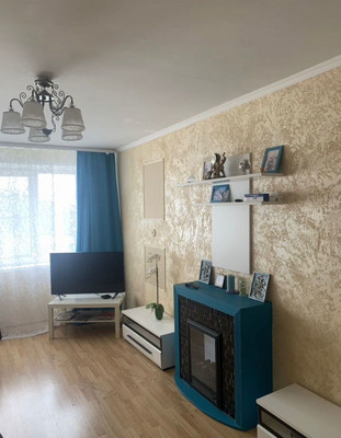 Продам многокомнатную квартиру, Садовая ул, 10, Ивангород г