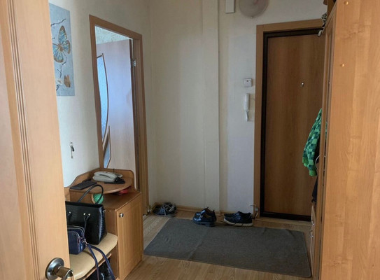 Продам многокомнатную квартиру, Садовая ул, 10, Ивангород г