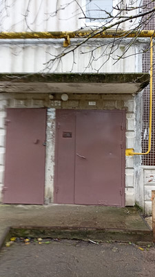 Продам многокомнатную квартиру, Садовая ул, 10, Ивангород г