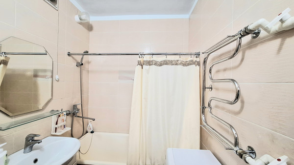 Продам однокомнатную (1-комн.) квартиру, Карла Маркса ул, 60, Ишим г