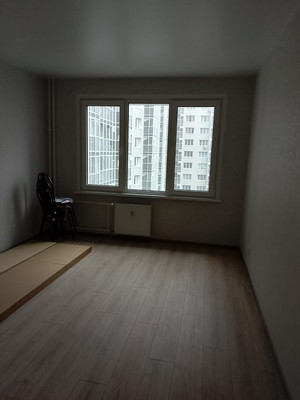 Продам однокомнатную (1-комн.) квартиру, 70 лет Победы б-р, 5, Отрадное п