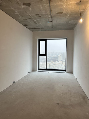 Продам трехкомнатную (3-комн.) квартиру, Озёрная ул, 1к2, Москва г