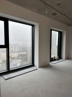 Продам трехкомнатную (3-комн.) квартиру, Озёрная ул, 1к2, Москва г