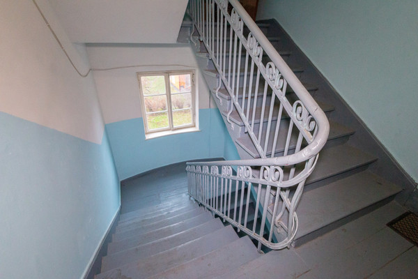 Продам двухкомнатную (2-комн.) квартиру, Товарный пер, 3, Калининград г