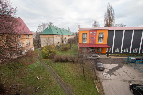 Продам двухкомнатную (2-комн.) квартиру, Товарный пер, 3, Калининград г