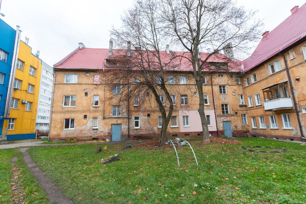 Продам двухкомнатную (2-комн.) квартиру, Товарный пер, 3, Калининград г