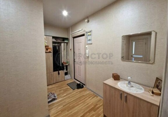 Продам однокомнатную (1-комн.) квартиру, Захарьинские Дворики ул, 1к2, Москва г