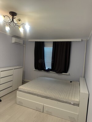 Продам однокомнатную (1-комн.) квартиру, Литовский б-р, 13/12, Москва г