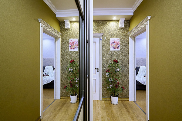 Продам трехкомнатную (3-комн.) квартиру, Ленинский пр-кт, 114А, Санкт-Петербург г