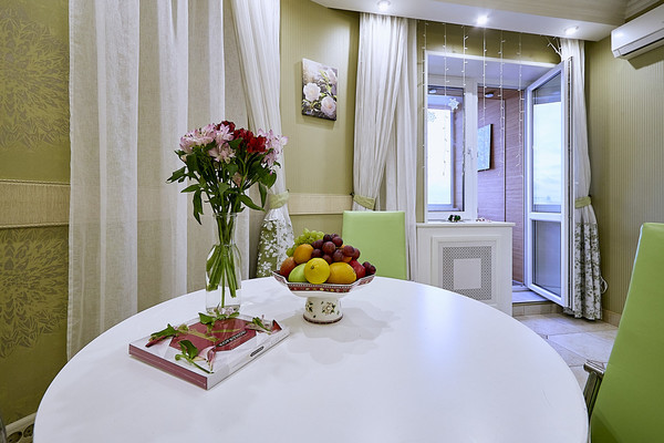 Продам трехкомнатную (3-комн.) квартиру, Ленинский пр-кт, 114А, Санкт-Петербург г