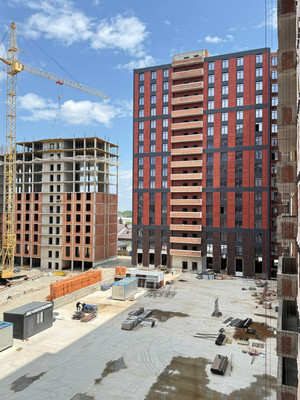 Продам двухкомнатную (2-комн.) квартиру, Байсултанова ул, 28, Нальчик г