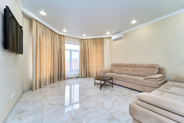 Продам дом, им. Льва Ковалёва ул, 26к1, Краснодар г, 0 км от города