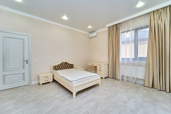 Продам дом, им. Льва Ковалёва ул, 26к1, Краснодар г, 0 км от города