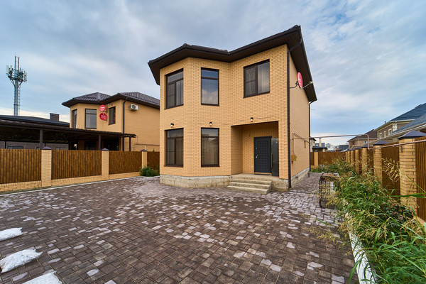 Продам дом, им. Льва Ковалёва ул, 26к1, Краснодар г, 0 км от города