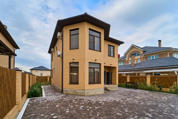 Продам дом, им. Льва Ковалёва ул, 26к1, Краснодар г, 0 км от города