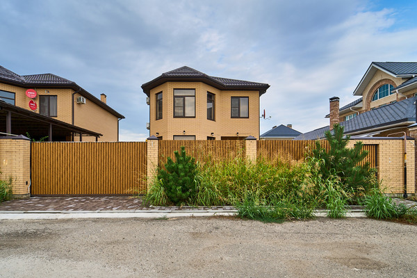 Продам дом, им. Льва Ковалёва ул, 26к1, Краснодар г, 0 км от города