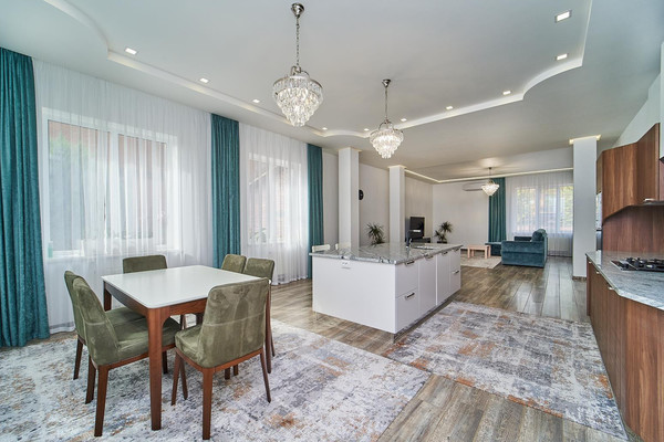 Продам коттедж, Звенящая ул, 16, Краснодар г, 0 км от города