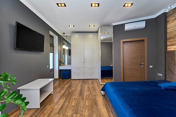 Продам коттедж, Строителей ул, 65, Южный п, 0 км от города