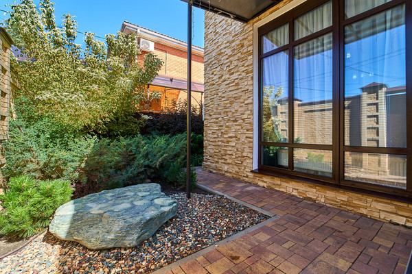 Продам коттедж, Строителей ул, 65, Южный п, 0 км от города