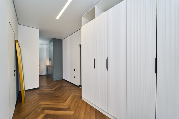 Продам трехкомнатную (3-комн.) квартиру, Воронежская ул, 47кд, Краснодар г