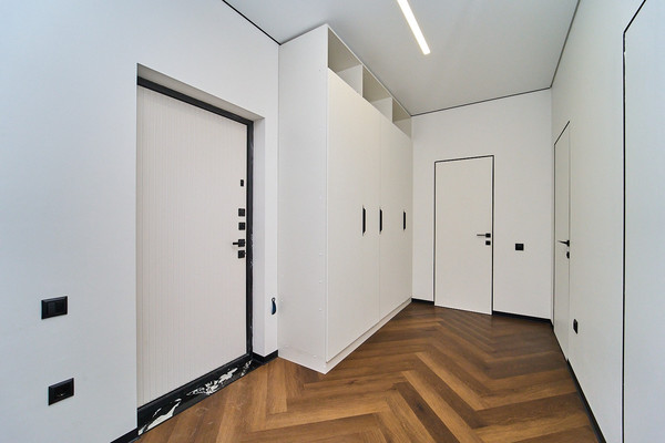 Продам трехкомнатную (3-комн.) квартиру, Воронежская ул, 47кд, Краснодар г