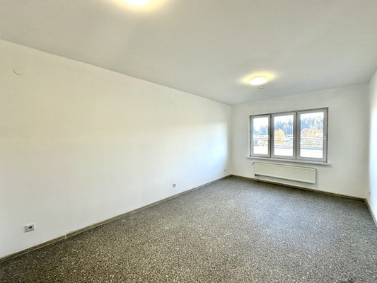 Продам однокомнатную (1-комн.) квартиру, Елены Сагандуковой ул, 16, Ханты-Мансийск г