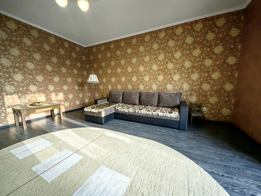 Сдам двухкомнатную (2-комн.) квартиру, Пионерская ул, 20, Геленджик г