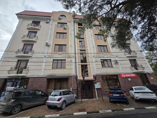 Сдам двухкомнатную (2-комн.) квартиру, Пионерская ул, 20, Геленджик г