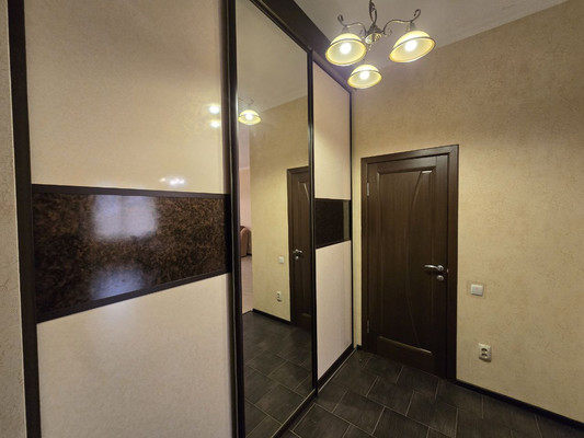 Сдам двухкомнатную (2-комн.) квартиру, Пионерская ул, 20, Геленджик г