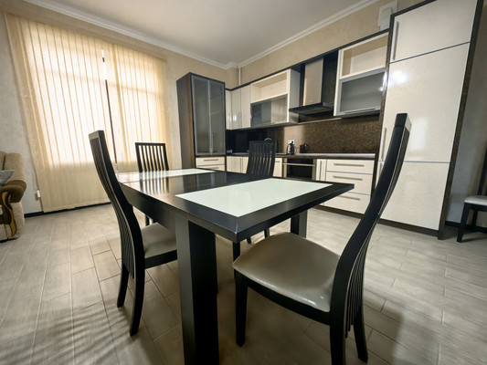 Сдам двухкомнатную (2-комн.) квартиру, Пионерская ул, 20, Геленджик г