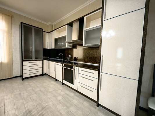 Сдам двухкомнатную (2-комн.) квартиру, Пионерская ул, 20, Геленджик г