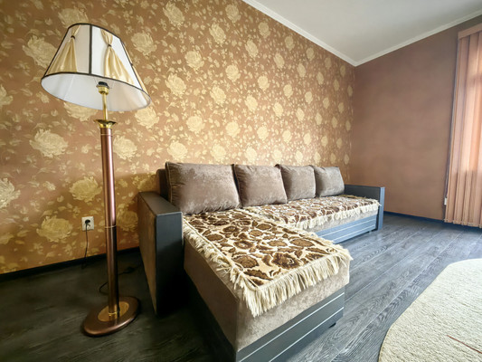 Сдам двухкомнатную (2-комн.) квартиру, Пионерская ул, 20, Геленджик г