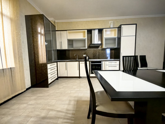 Сдам двухкомнатную (2-комн.) квартиру, Пионерская ул, 20, Геленджик г